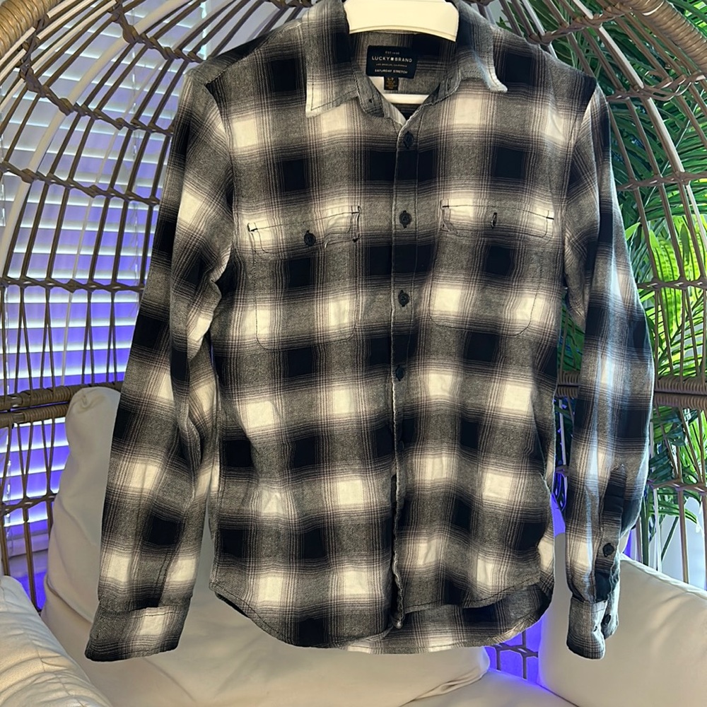 Casual button down long sleeve shirt Lucky
